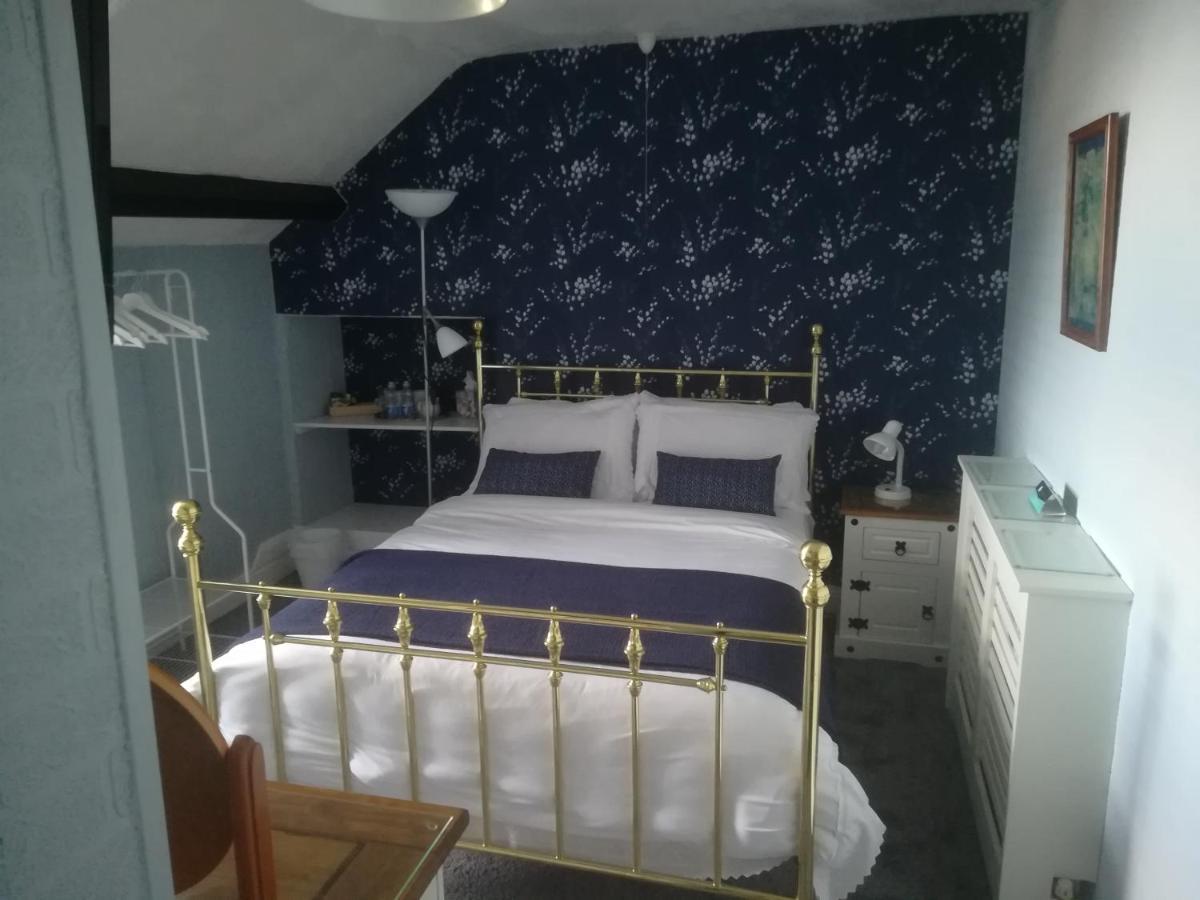 Tara Bed & Breakfast Fishguard Exterior foto
